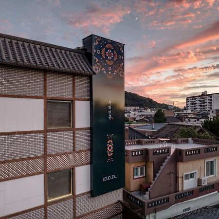 Hotelarrive Jeonju Sihwayeonpung Zewnętrze zdjęcie